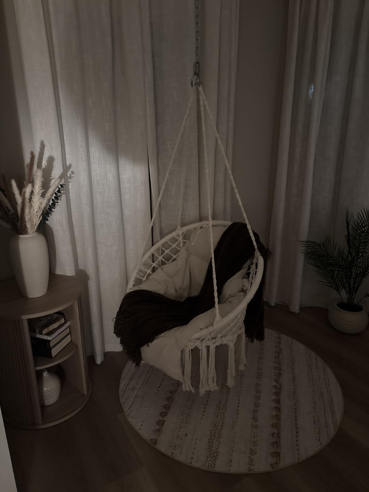 UGC customer photo 24 of the Hammora Cocoon Chair in a real home