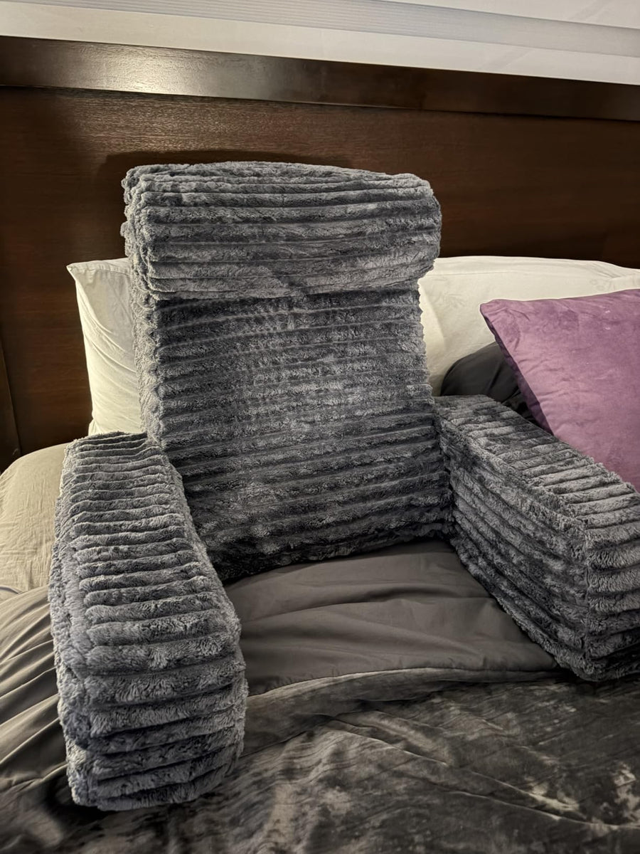 Hammora Cloud XL Reading Pillow in a real home