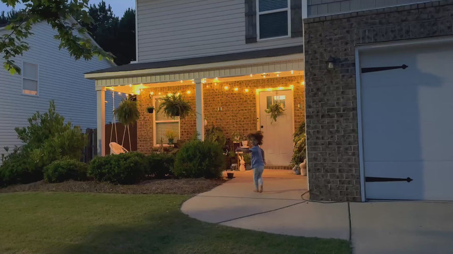 UGC customer video showing the Hammora Cocoon Chair at home